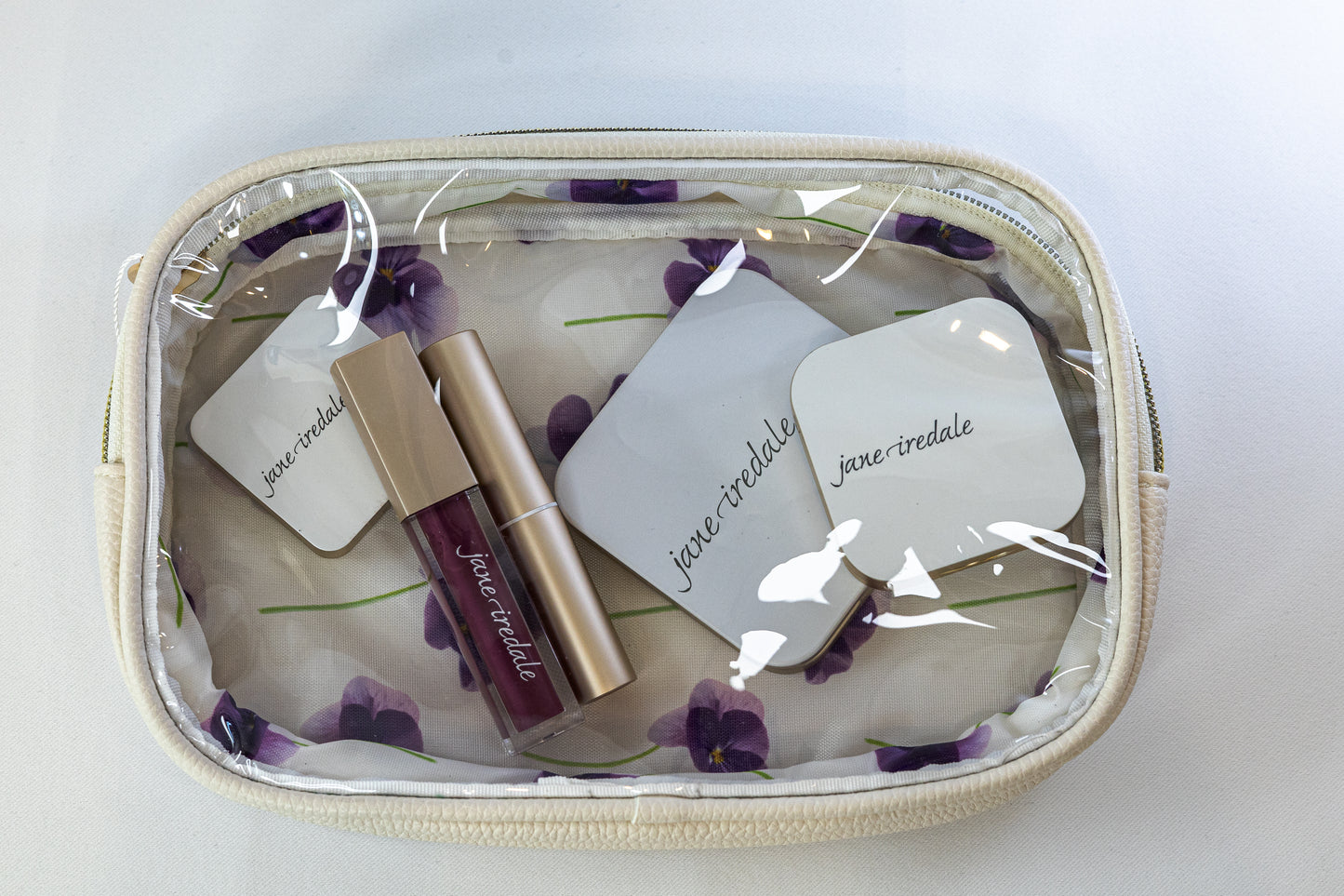 
                  
                    Makeup Brush Bag
                  
                