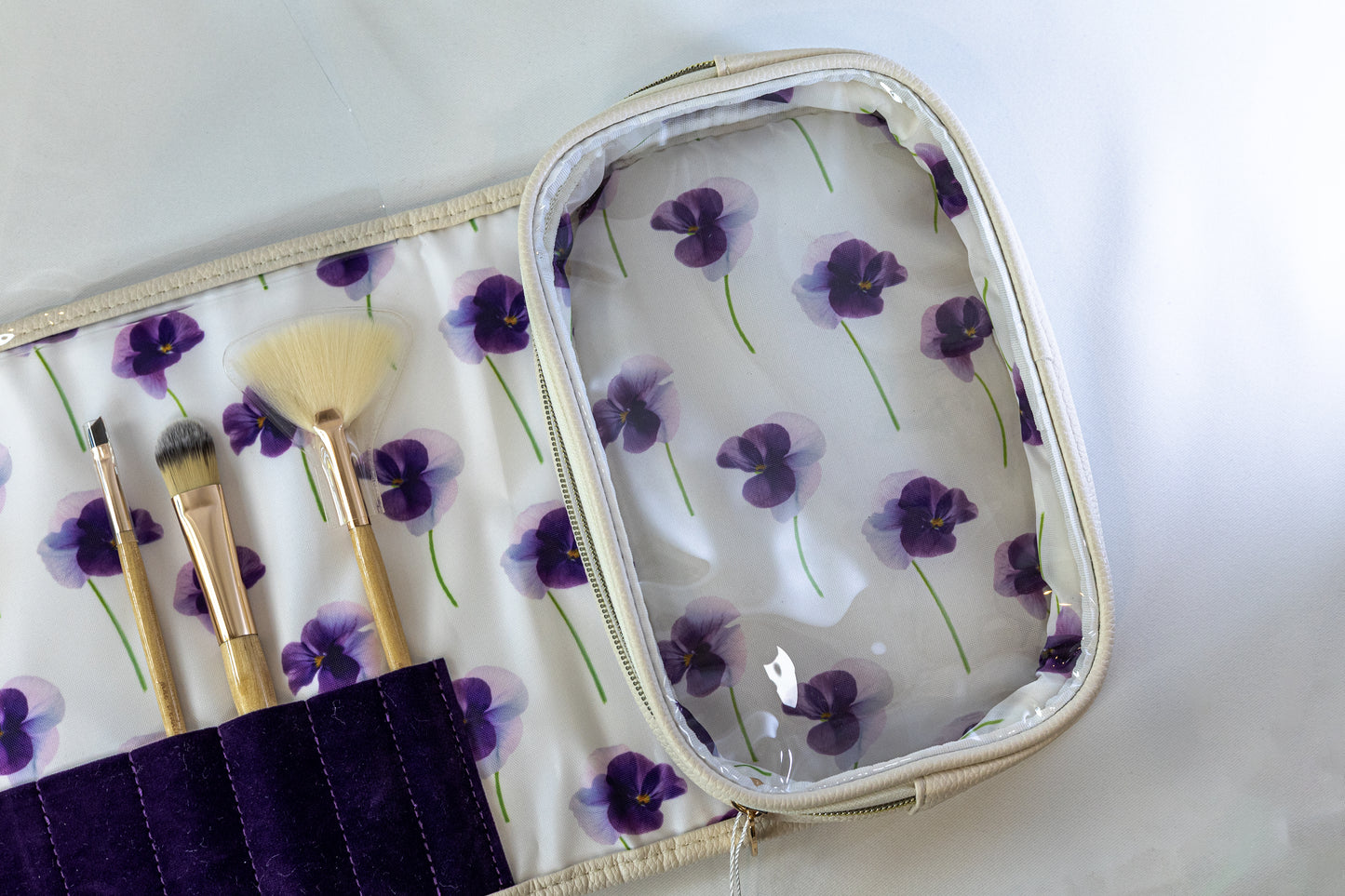 
                  
                    Makeup Brush Bag
                  
                